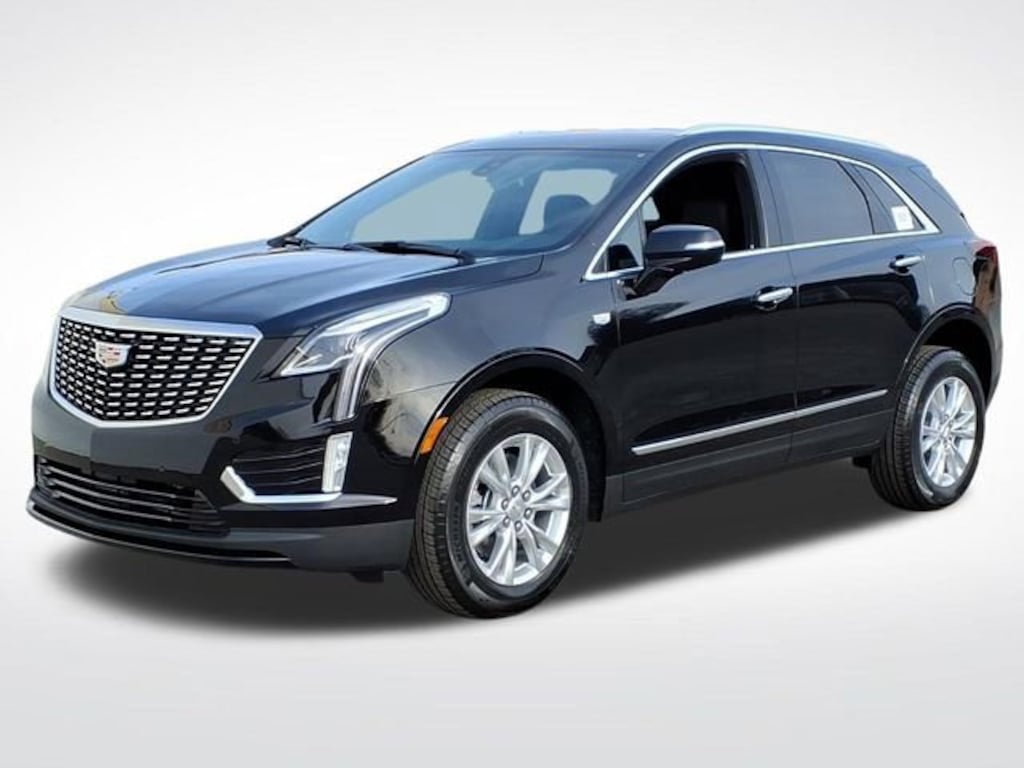 New 2026 CADILLAC XT5 Luxury SUV