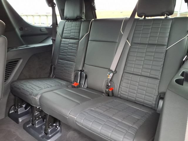 2026 Cadillac Escalade Platinum Sport - Photo 9