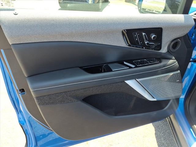 2026 Cadillac OPTIQ Luxury - Photo 8