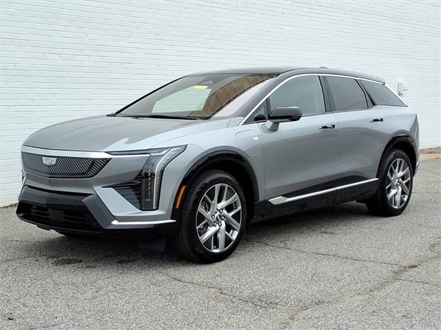 2026 Cadillac OPTIQ Luxury's photo