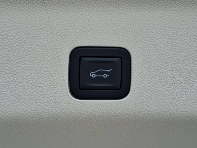 2026 Cadillac Escalade Platinum Sport - Photo 6