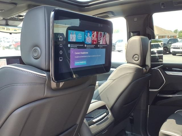 2026 Cadillac Escalade Sport - Photo 8