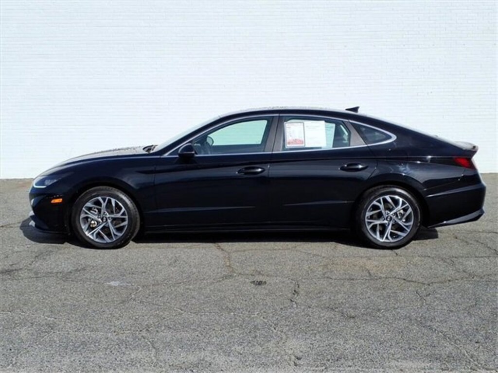 Used 2023 Hyundai Sonata SEL Sedan