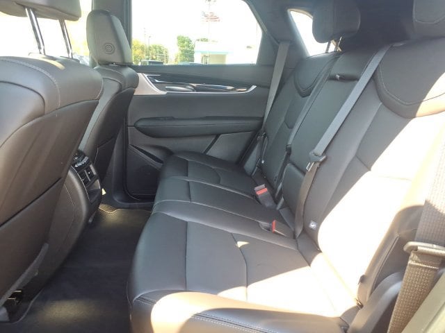 2026 Cadillac XT5 Premium Luxury - Photo 9