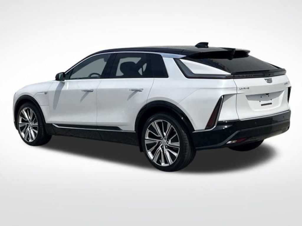 New 2025 CADILLAC LYRIQ Luxury w/1SE SUV