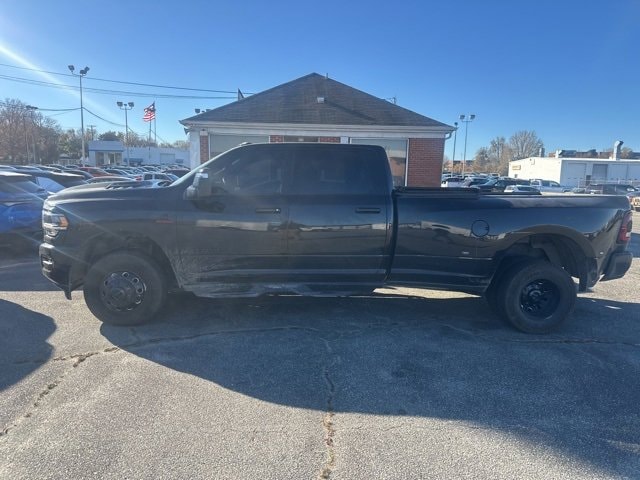 2023 RAM Ram 3500 Pickup Laramie's photo