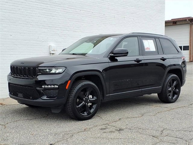 2023 Jeep Grand Cherokee Limited's photo