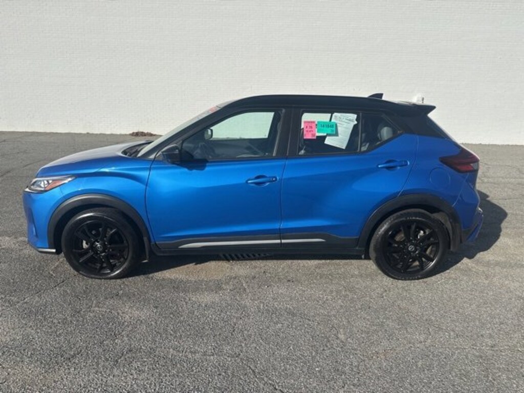Used 2021 Nissan Kicks SR SUV