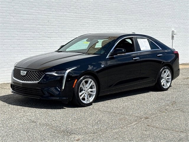 2023 Cadillac CT4