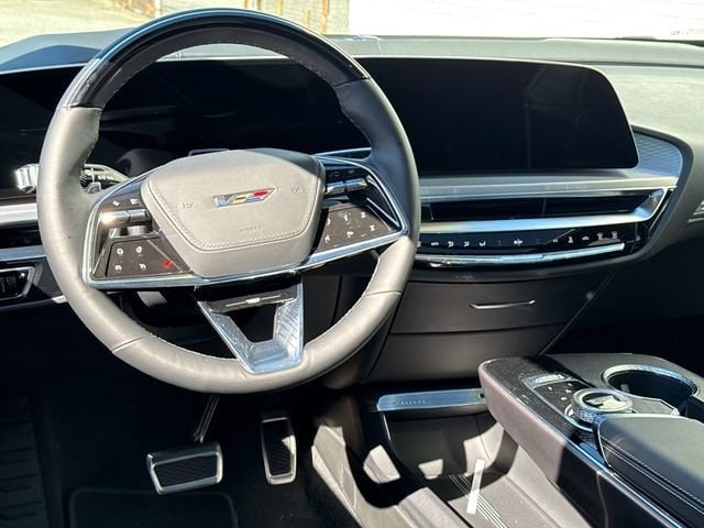 2026 Cadillac LYRIQ V Premium - Photo 6