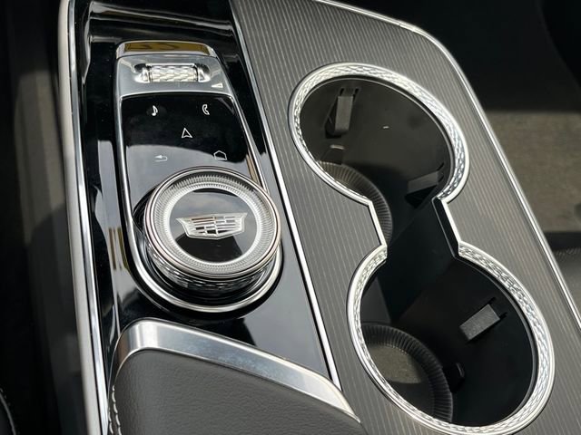 2025 Cadillac LYRIQ Luxury 3 - Photo 12