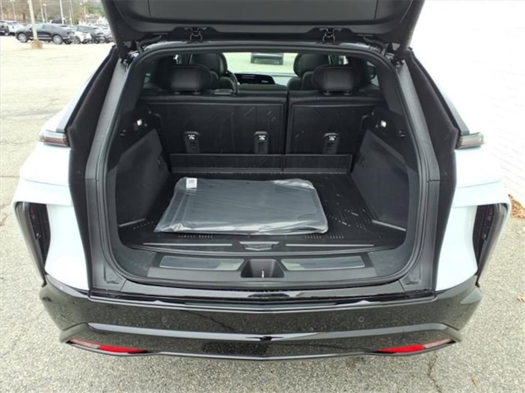 New 2026 CADILLAC LYRIQ Sport SUV