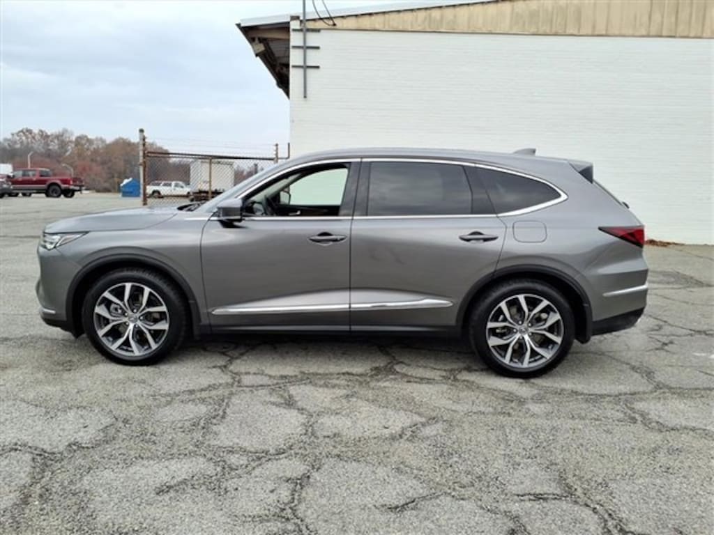 Used 2022 Acura MDX FWD with Technology Package SUV