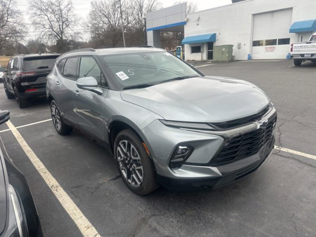 Used 2025 Chevrolet Blazer RS SUV