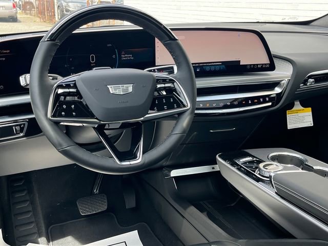2025 Cadillac LYRIQ Luxury 3 - Photo 6
