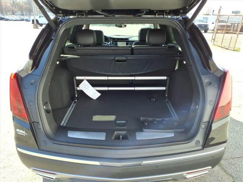 New 2026 CADILLAC XT5 Premium Luxury SUV