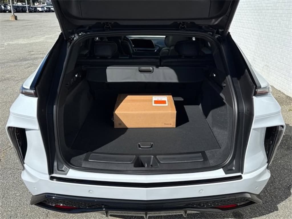 New 2026 CADILLAC LYRIQ-V V-Series Premium SUV