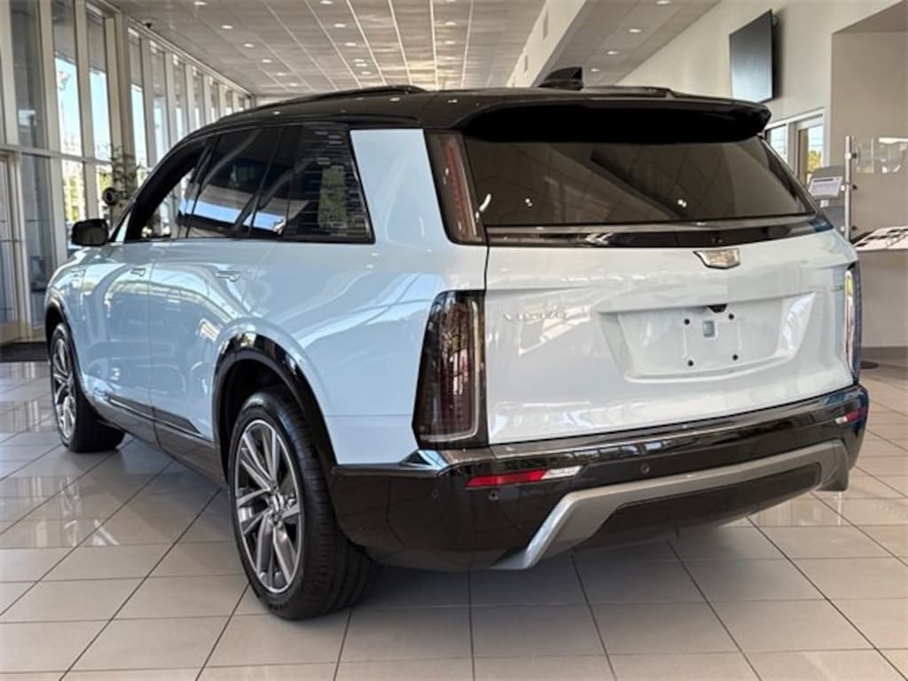 New 2026 CADILLAC VISTIQ Sport SUV