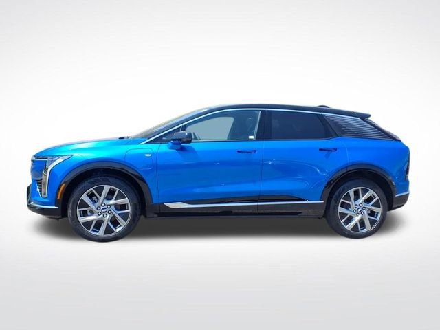 2026 Cadillac OPTIQ Luxury - Photo 2