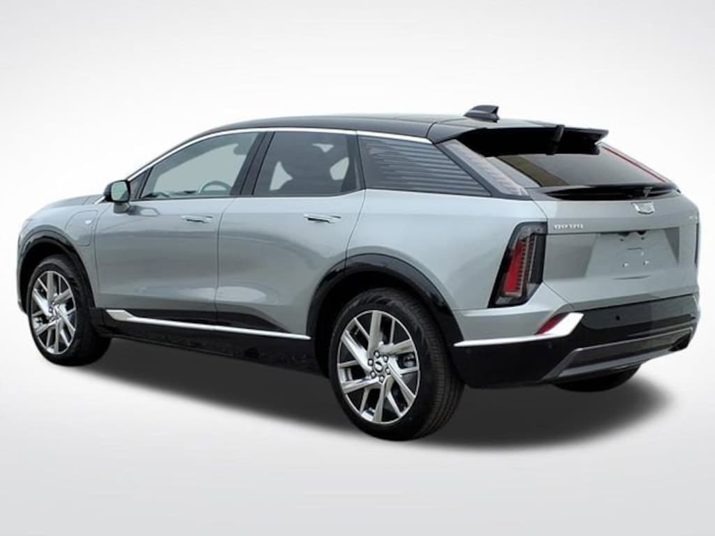 New 2026 CADILLAC OPTIQ Luxury SUV