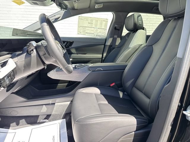 2025 Cadillac OPTIQ Sport 1 - Photo 8