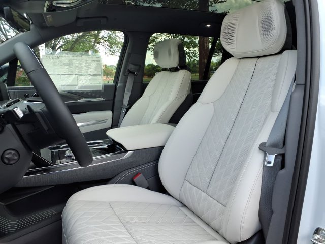 2026 Cadillac Escalade IQL Sport - Photo 11