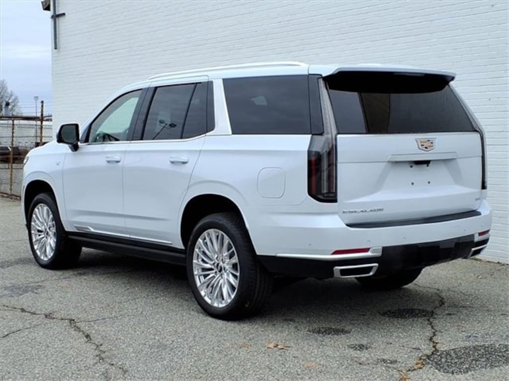 New 2026 CADILLAC Escalade Luxury SUV