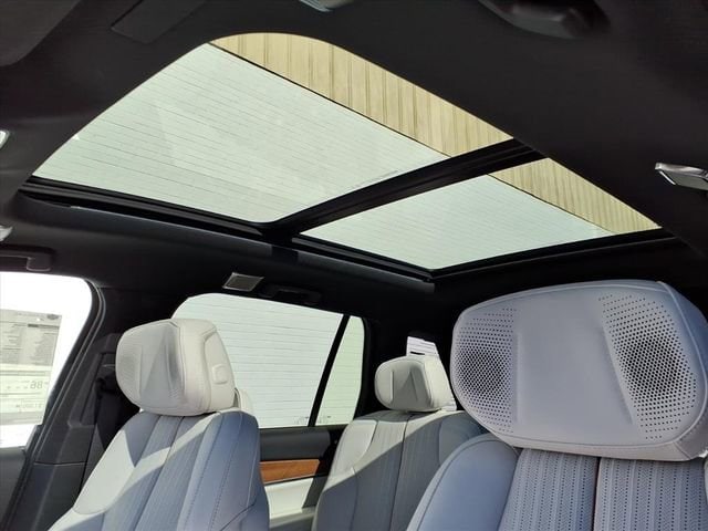 2026 Cadillac VISTIQ Luxury - Photo 8