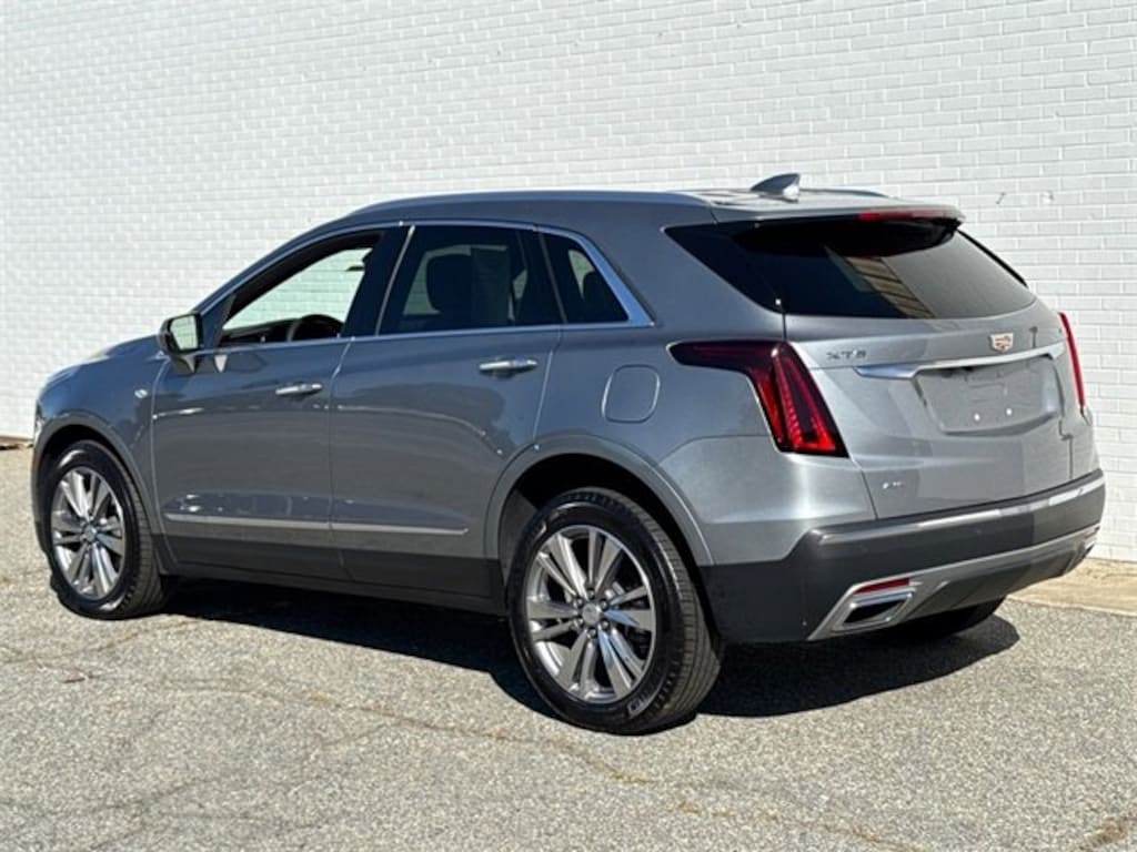 Used 2025 CADILLAC XT5 Premium Luxury SUV