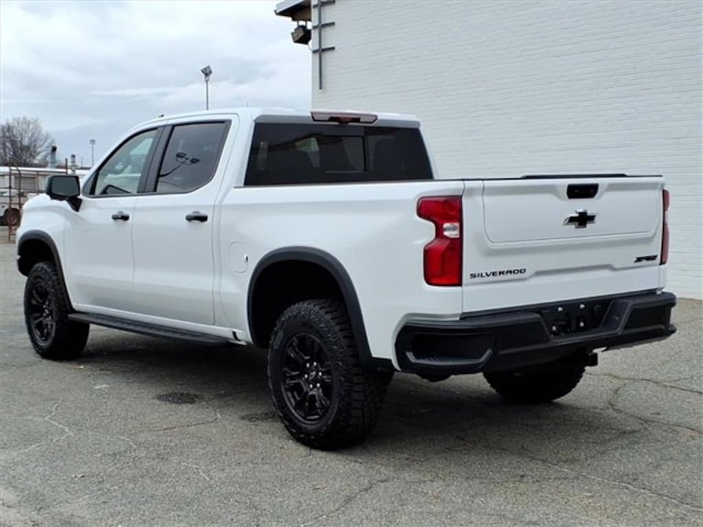 New 2026 Chevrolet Silverado 1500 ZR2 Truck