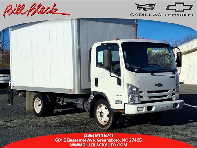 2019 Chevrolet Low Cab Forward Base's photo