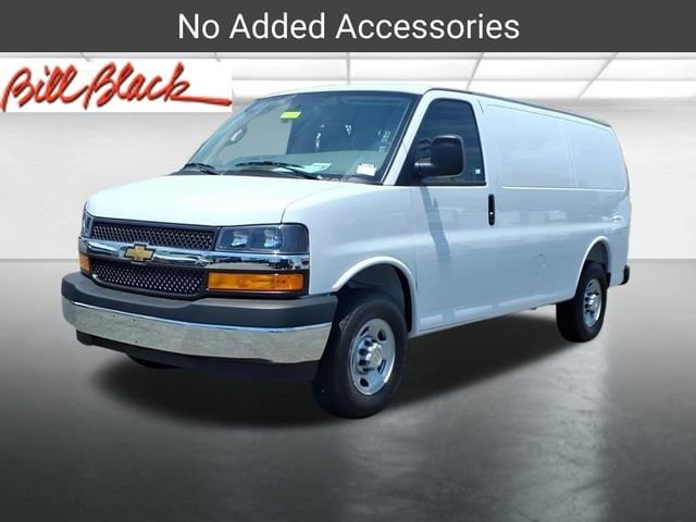 2026 Chevrolet Express 2500 Work Van HD's photo