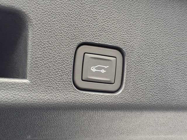 2026 Chevrolet Traverse LT - Photo 6