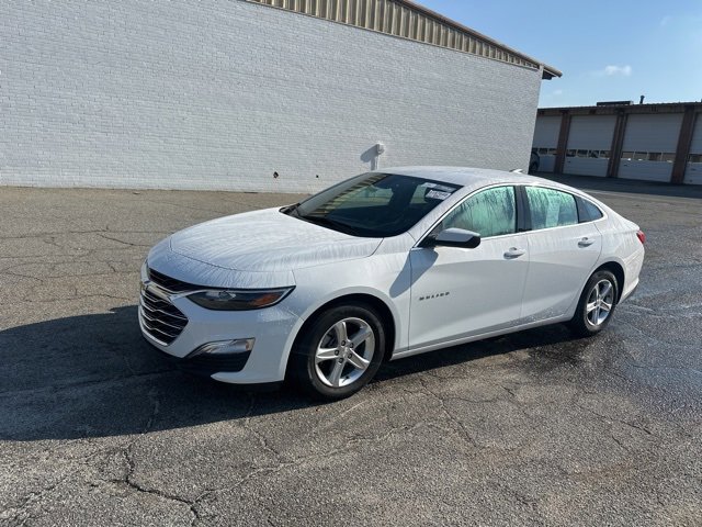 2023 Chevrolet Malibu LS photo 2