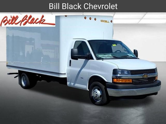2026 Chevrolet Express 3500 177" WB's photo