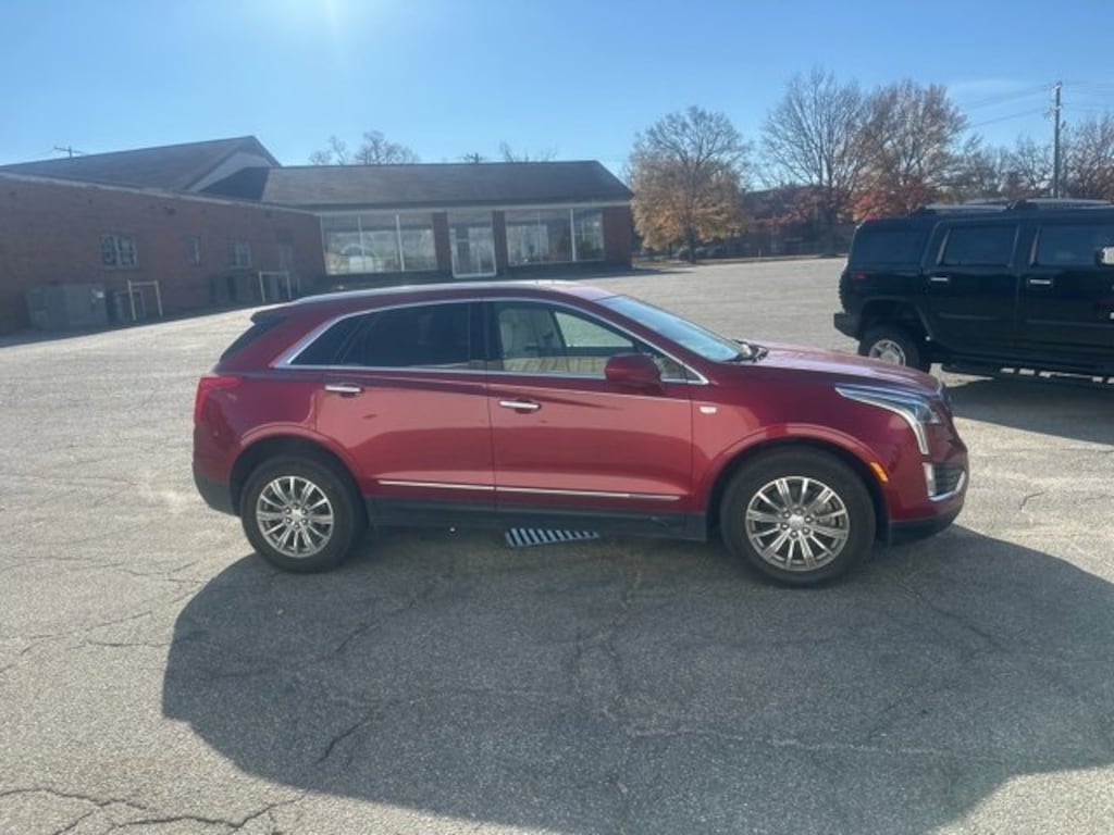 Used 2019 CADILLAC XT5 Luxury FWD SUV