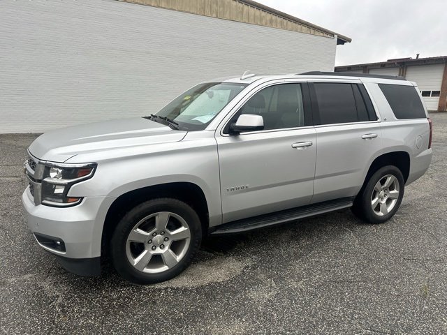 2019 Chevrolet Tahoe LT photo 2