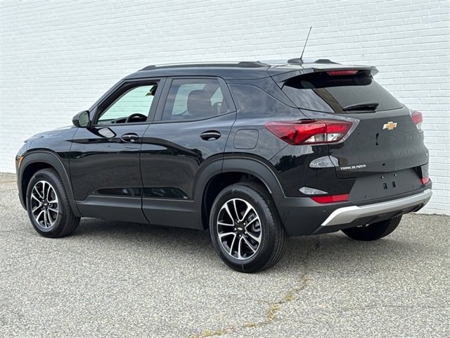 2026 Chevrolet Trailblazer LT photo 3