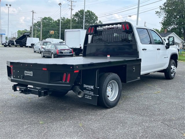 2025 Chevrolet Silverado 3500HD Work Truck photo 3