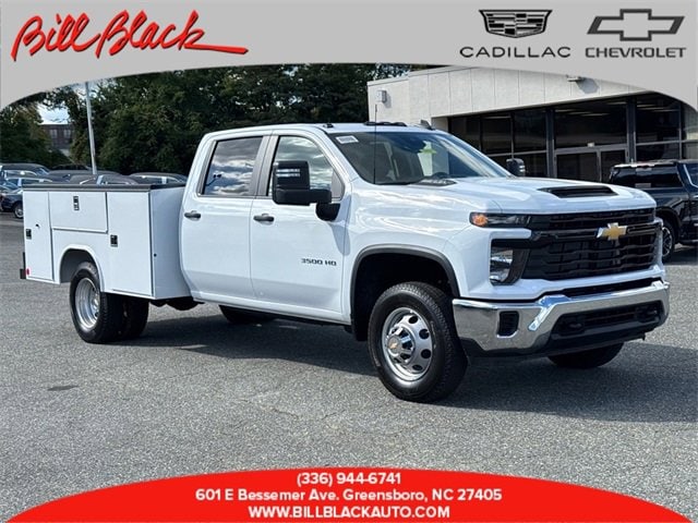 2025 Chevrolet Silverado 3500HD Work Truck's photo