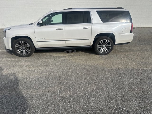 2020 GMC Yukon Denali's photo