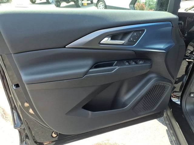 2026 Chevrolet Equinox EV 2LT - Photo 9