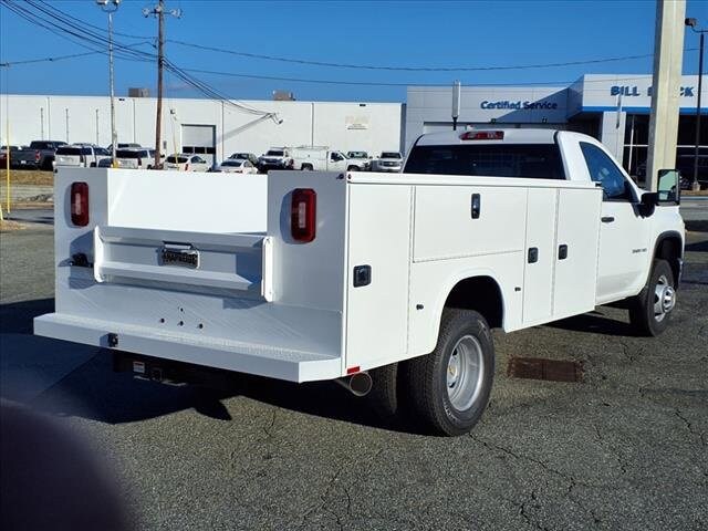 2025 Chevrolet Silverado 3500HD Work Truck photo 3