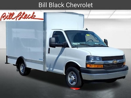 2025 Chevrolet Express Cutaway 3500 1WT Cutaway Van