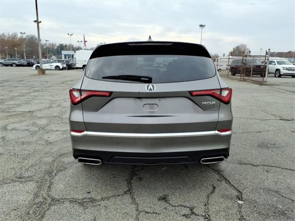 Used 2022 Acura MDX w/Technology Package