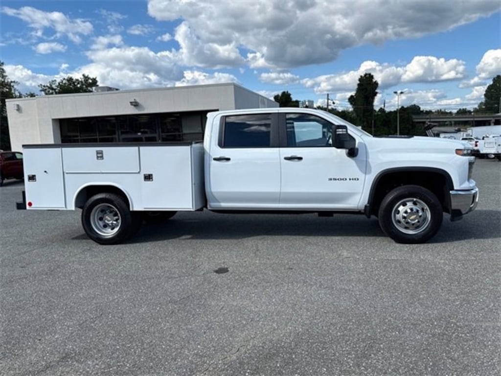 New 2025 Chevrolet Silverado 3500 HD Chassis Cab Work Truck Truck