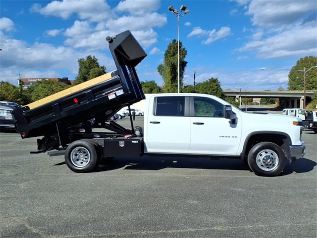 New 2025 Chevrolet Silverado 3500 HD Chassis Cab Work Truck Truck