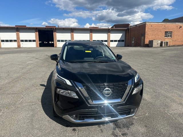 2021 Nissan Rogue Platinum photo 3