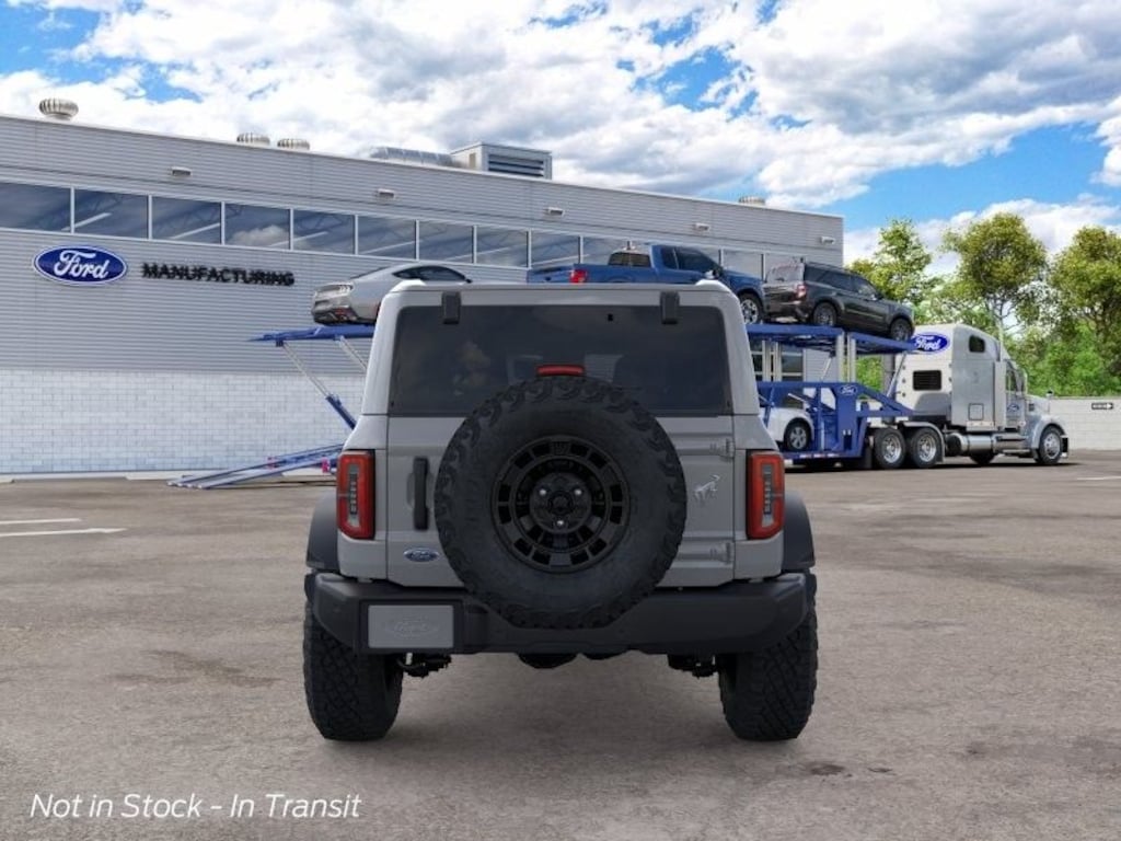 New 2026 Ford Bronco Outer Banks SUV