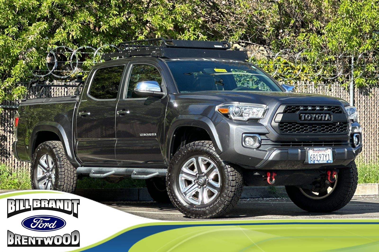 2016 Toyota Tacoma Limited photo 1